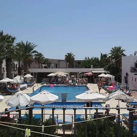 Dilek Hotel apartamentowy Gumbet